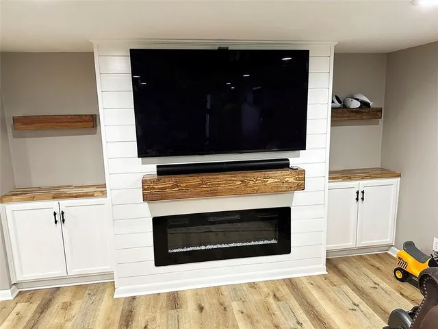 $269,900 | 400 Beverly Avenue, Excelsior Springs, MO 64024