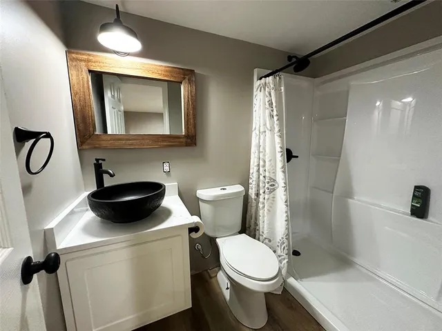 $269,900 | 400 Beverly Avenue, Excelsior Springs, MO 64024