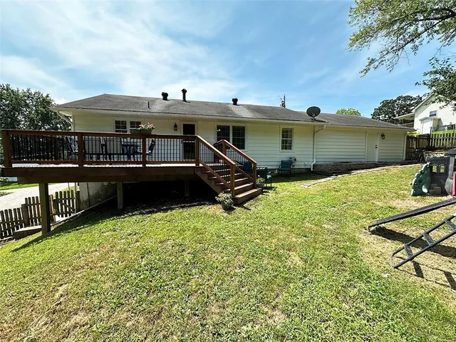 $269,900 | 400 Beverly Avenue, Excelsior Springs, MO 64024
