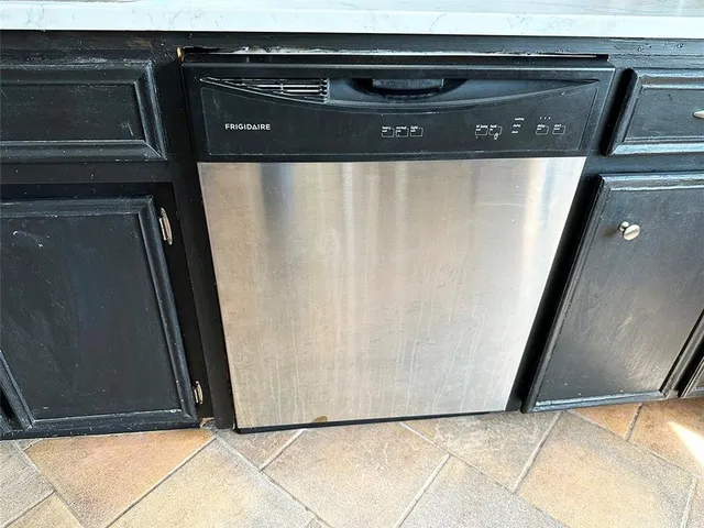 $269,900 | 400 Beverly Avenue, Excelsior Springs, MO 64024