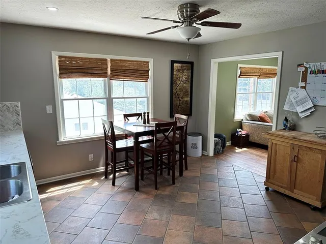 $269,900 | 400 Beverly Avenue, Excelsior Springs, MO 64024