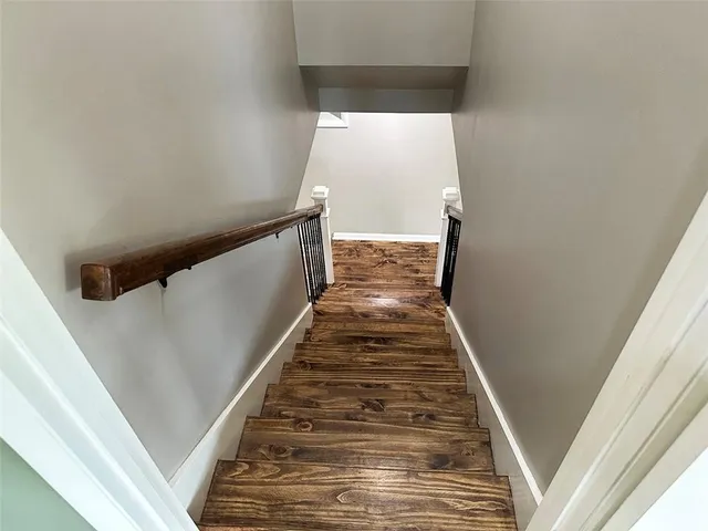 $269,900 | 400 Beverly Avenue, Excelsior Springs, MO 64024