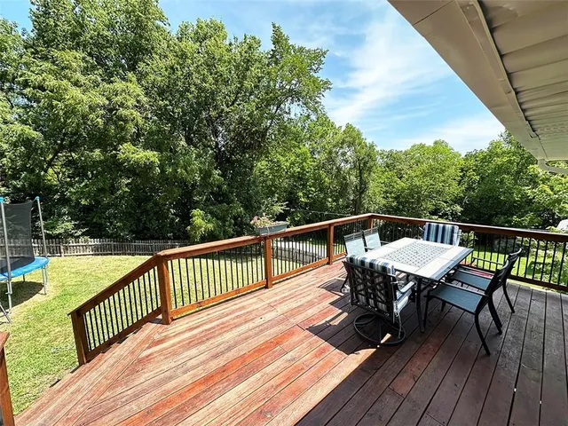 $269,900 | 400 Beverly Avenue, Excelsior Springs, MO 64024