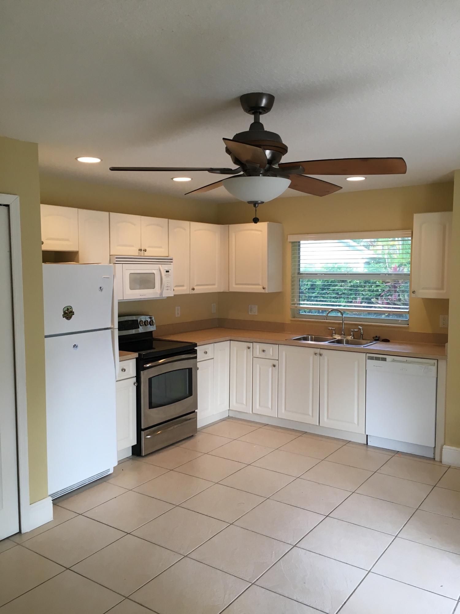 68 Springdale Road Lake Worth, FL 33467 - Photo 23 of 27 IMG_0156