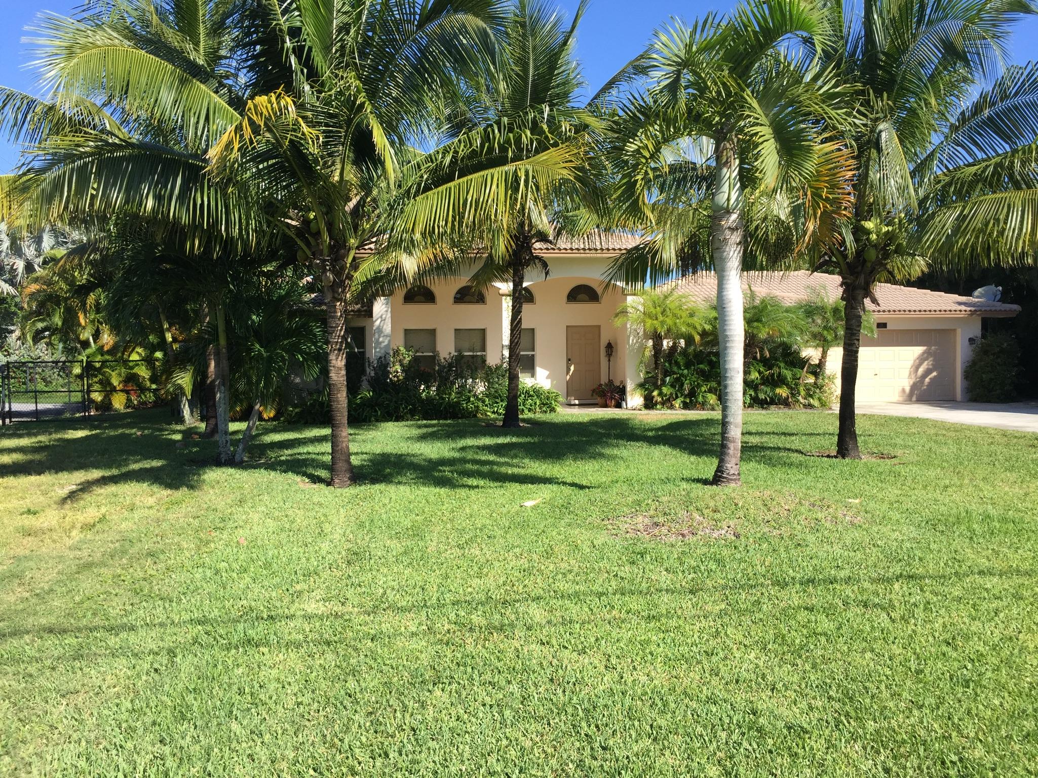 68 Springdale Road Lake Worth, FL 33467 - Photo 3 of 27 IMG_0150