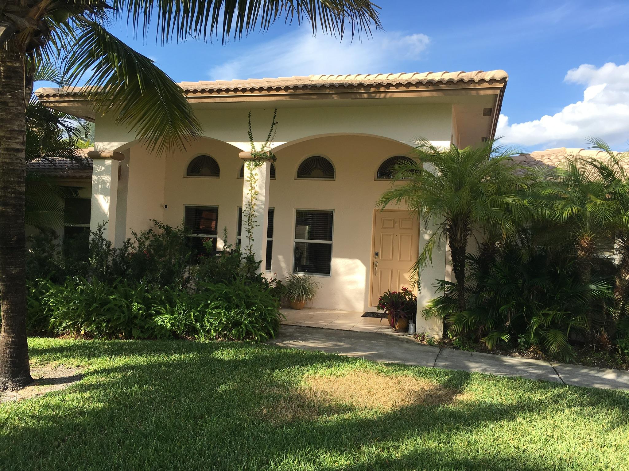 68 Springdale Road Lake Worth, FL 33467 - Photo 4 of 27 IMG_0155