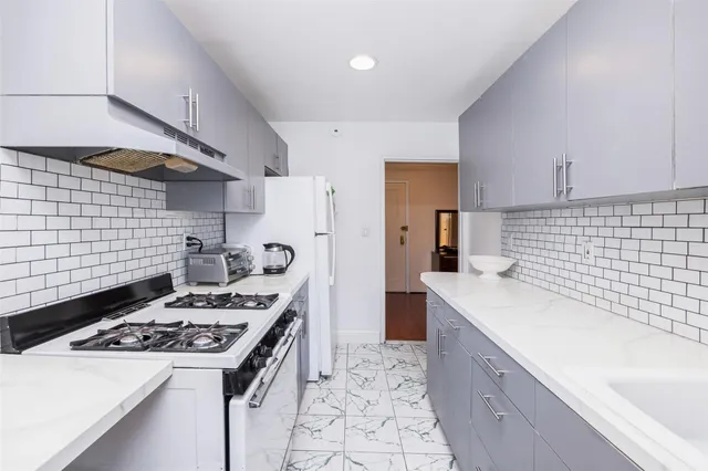 $298,000 | 38-15 149th Street, Unit 1G | Murray Hill - Flushing