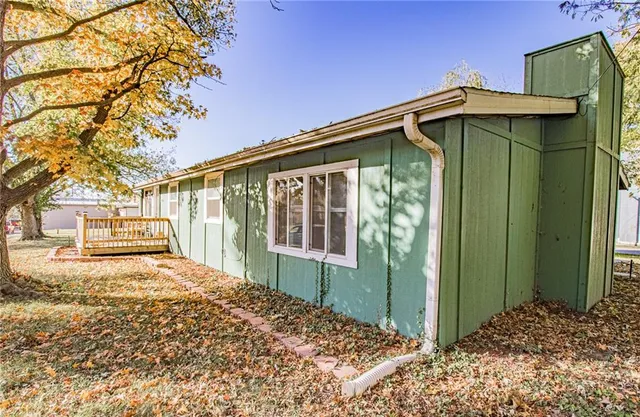 $195,000 | 115 West Marshall Street, Sweet Springs, MO 65351