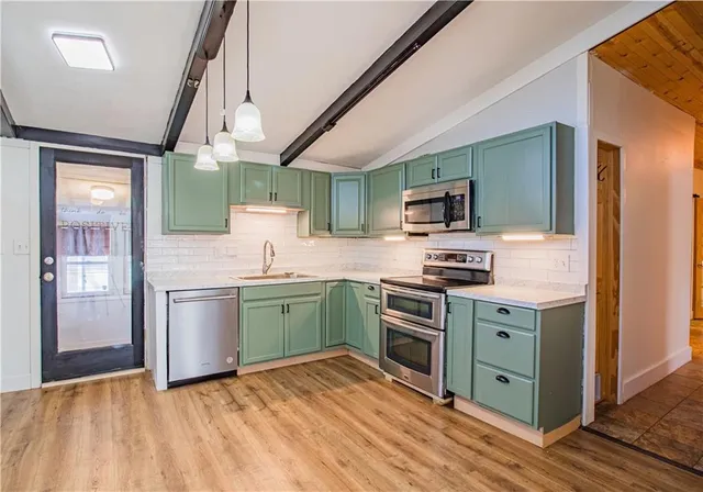 $195,000 | 115 West Marshall Street, Sweet Springs, MO 65351