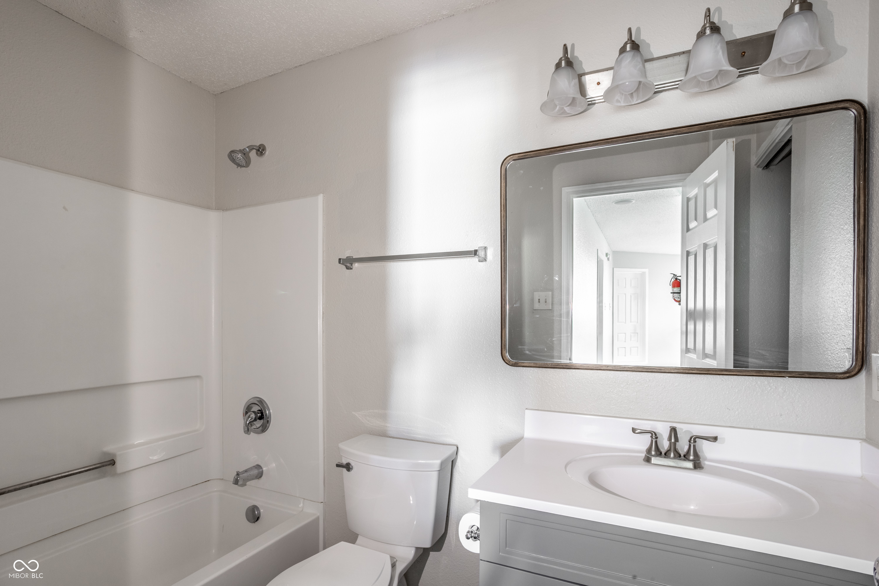 12703 Courage Crossing Fishers, IN 46037 - Photo 18 of 30