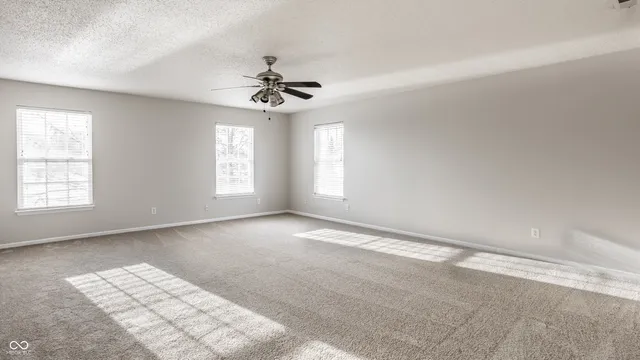 $2,690 | 12703 Courage Crossing, Fishers, IN 46037