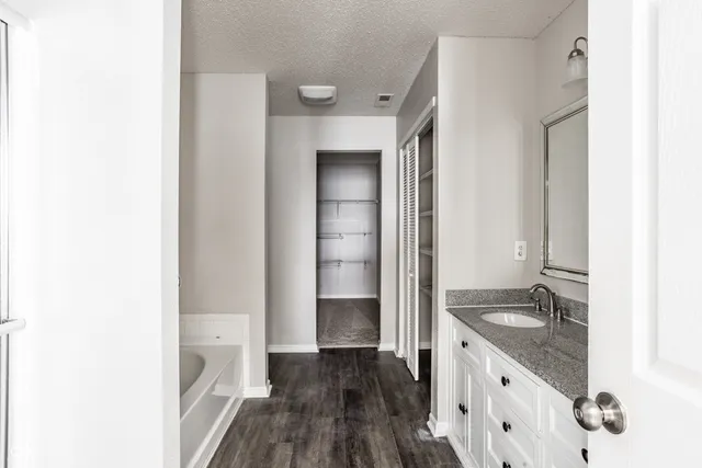 $2,690 | 12703 Courage Crossing, Fishers, IN 46037