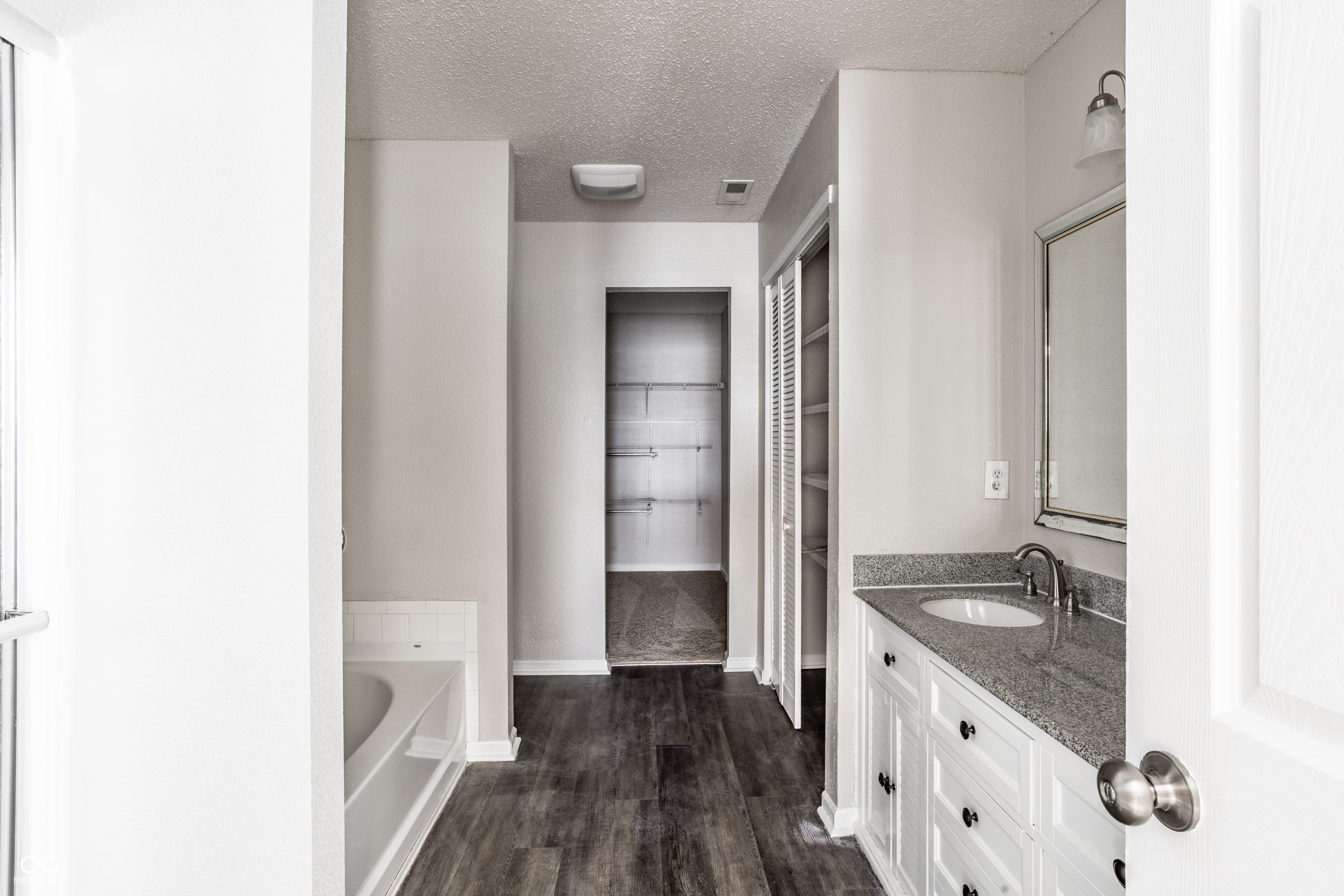 12703 Courage Crossing Fishers, IN 46037 - Photo 25 of 30