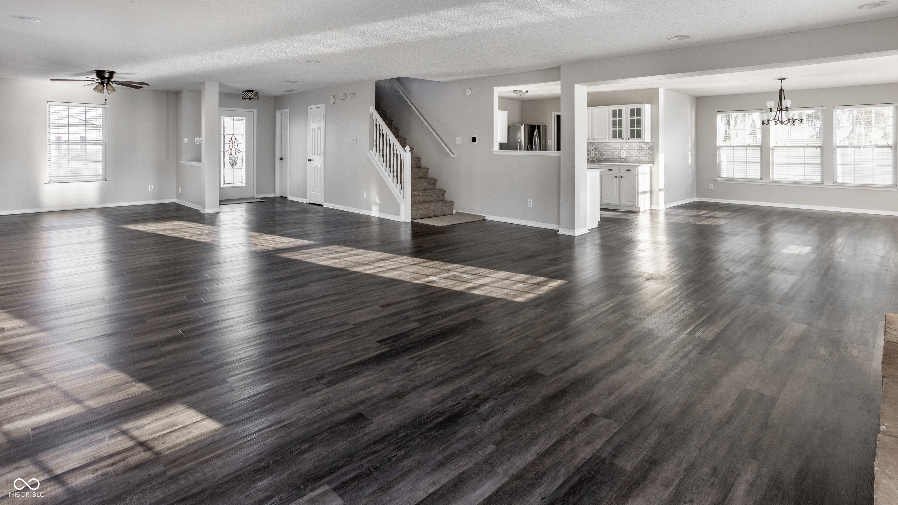 12703 Courage Crossing Fishers, IN 46037 - Photo 4 of 30