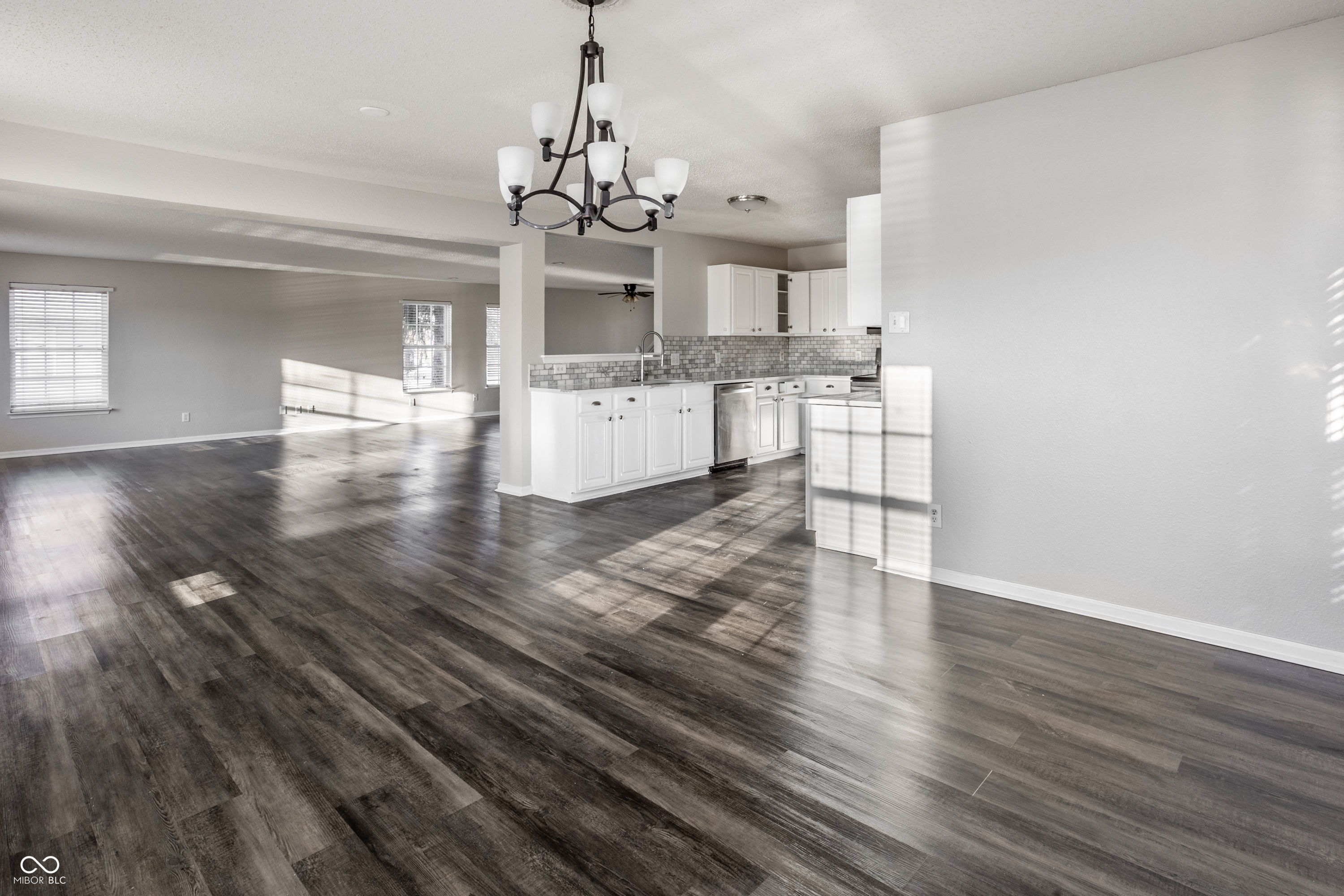 12703 Courage Crossing Fishers, IN 46037 - Photo 8 of 30