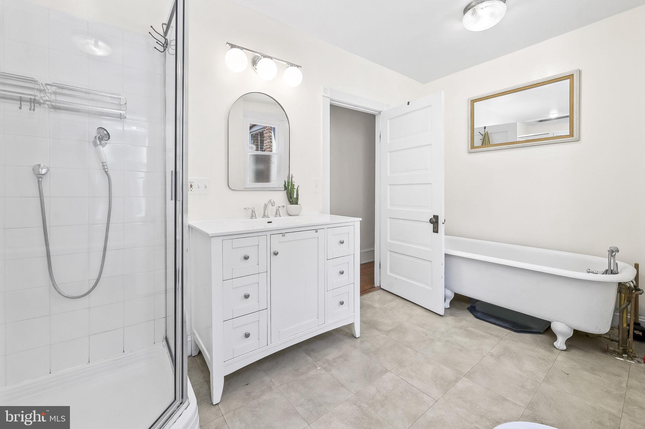 3831 Roland Avenue Baltimore, MD 21211 - Photo 29 of 32 Upper Level Full Bath