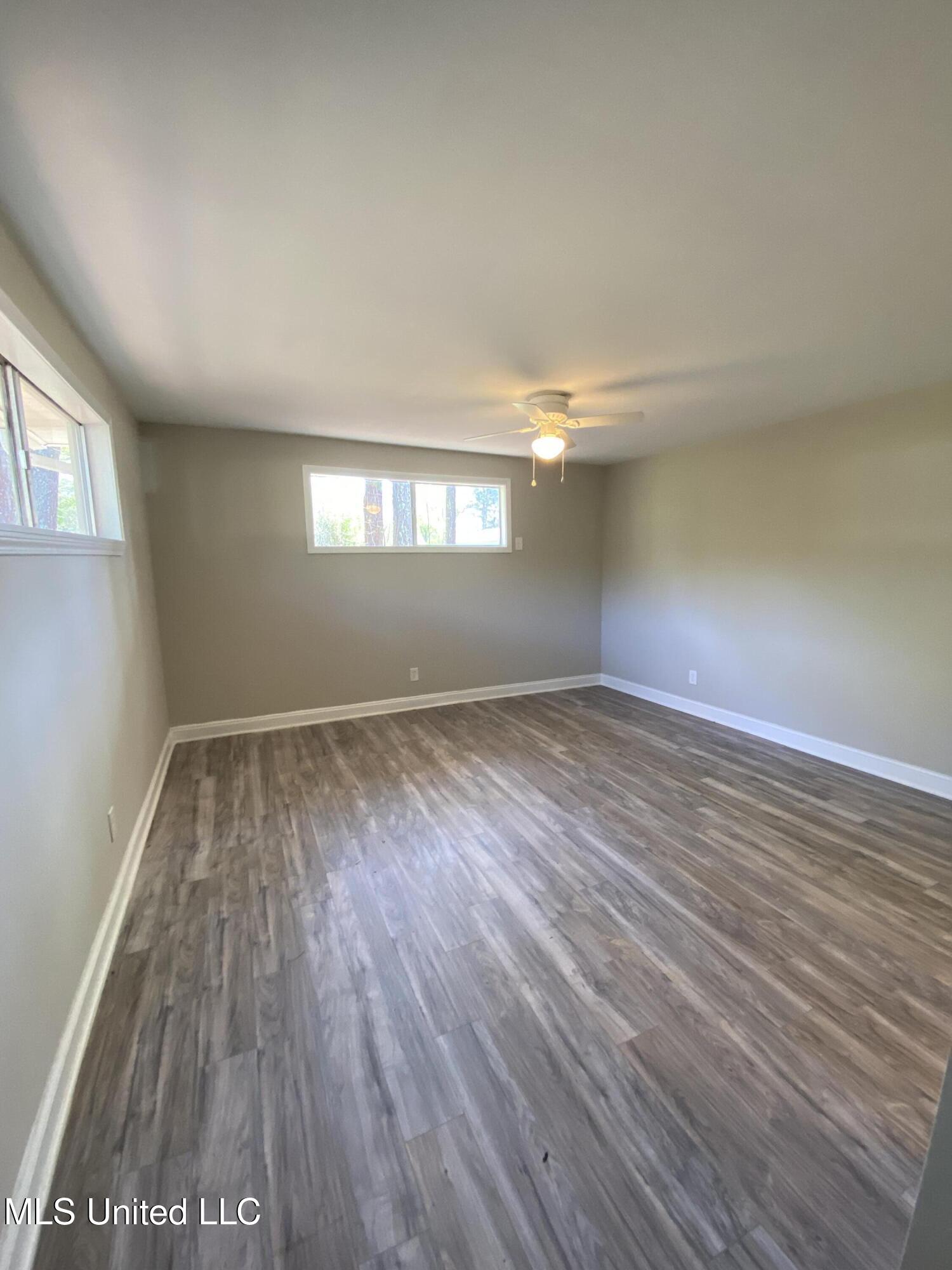 523 Sardis Street Pearl, MS 39208 - Photo 5 of 14 Photo Mar 14 2023, 1 20 43 PM