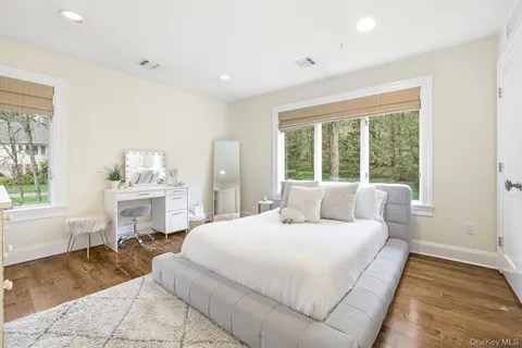 $2,195,000 | 22 Random Farms Circle, Chappaqua, NY 10514