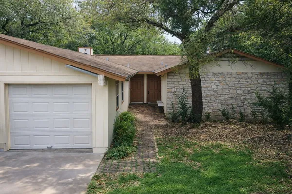 $1,425 | 7703 Peaceful Hill Lane, Unit A, Austin, TX 78745