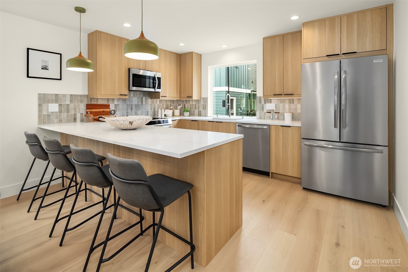 535 North 70th Street Seattle, WA 98103 - Photo 11 of 26