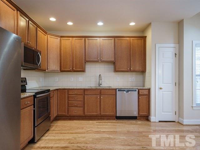 11232 Maplecroft Court Raleigh, NC 27617 - Photo 10 of 25 Gallery Image 10