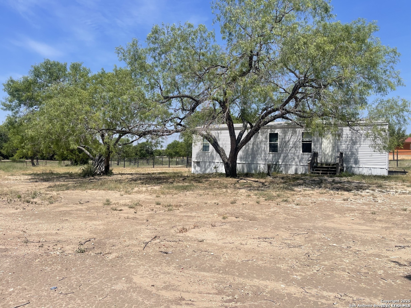 4235 Mickey Road San Antonio, TX 78223 - Photo 11 of 13