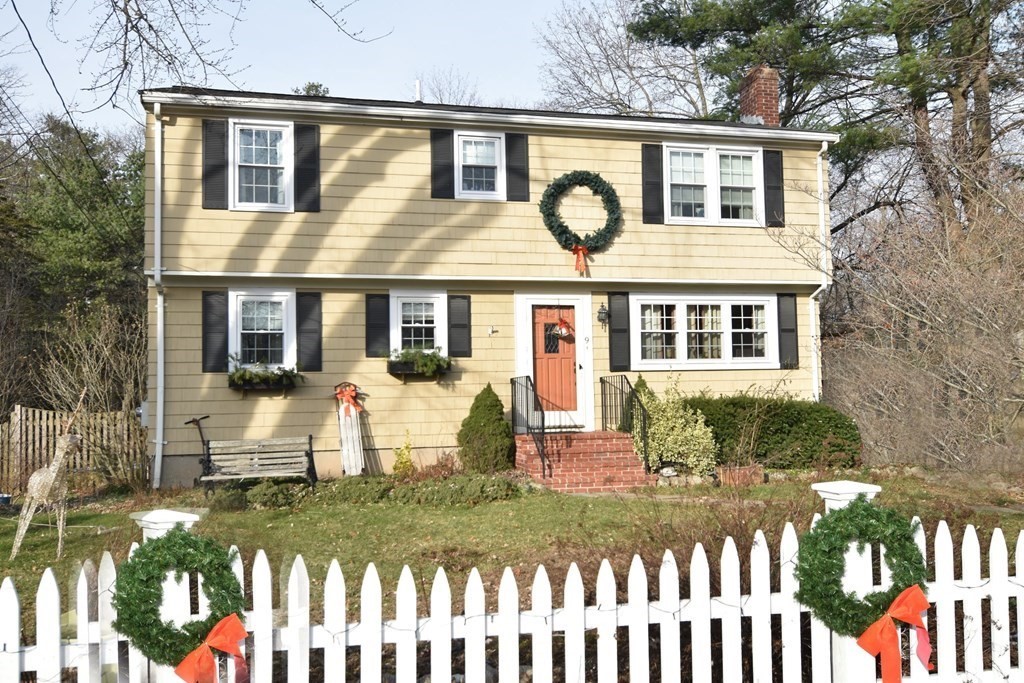 9 Munroe Drive Plainville, MA 02762 - Photo 1 of 28