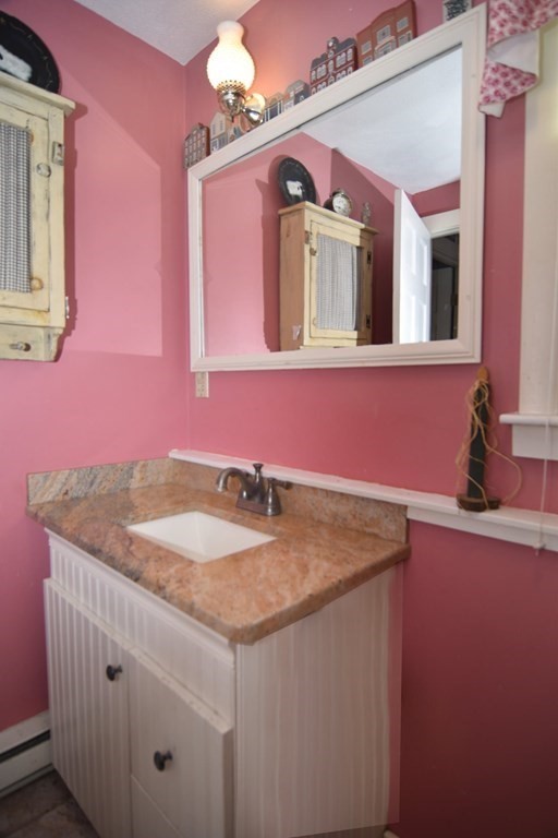 9 Munroe Drive Plainville, MA 02762 - Photo 20 of 28