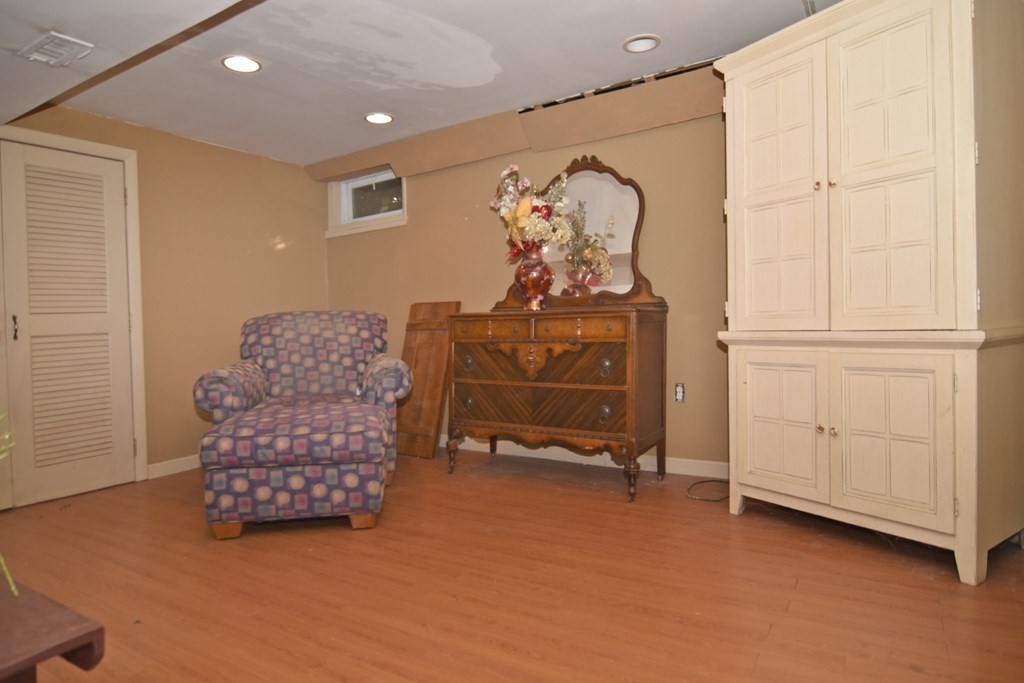 9 Munroe Drive Plainville, MA 02762 - Photo 27 of 28