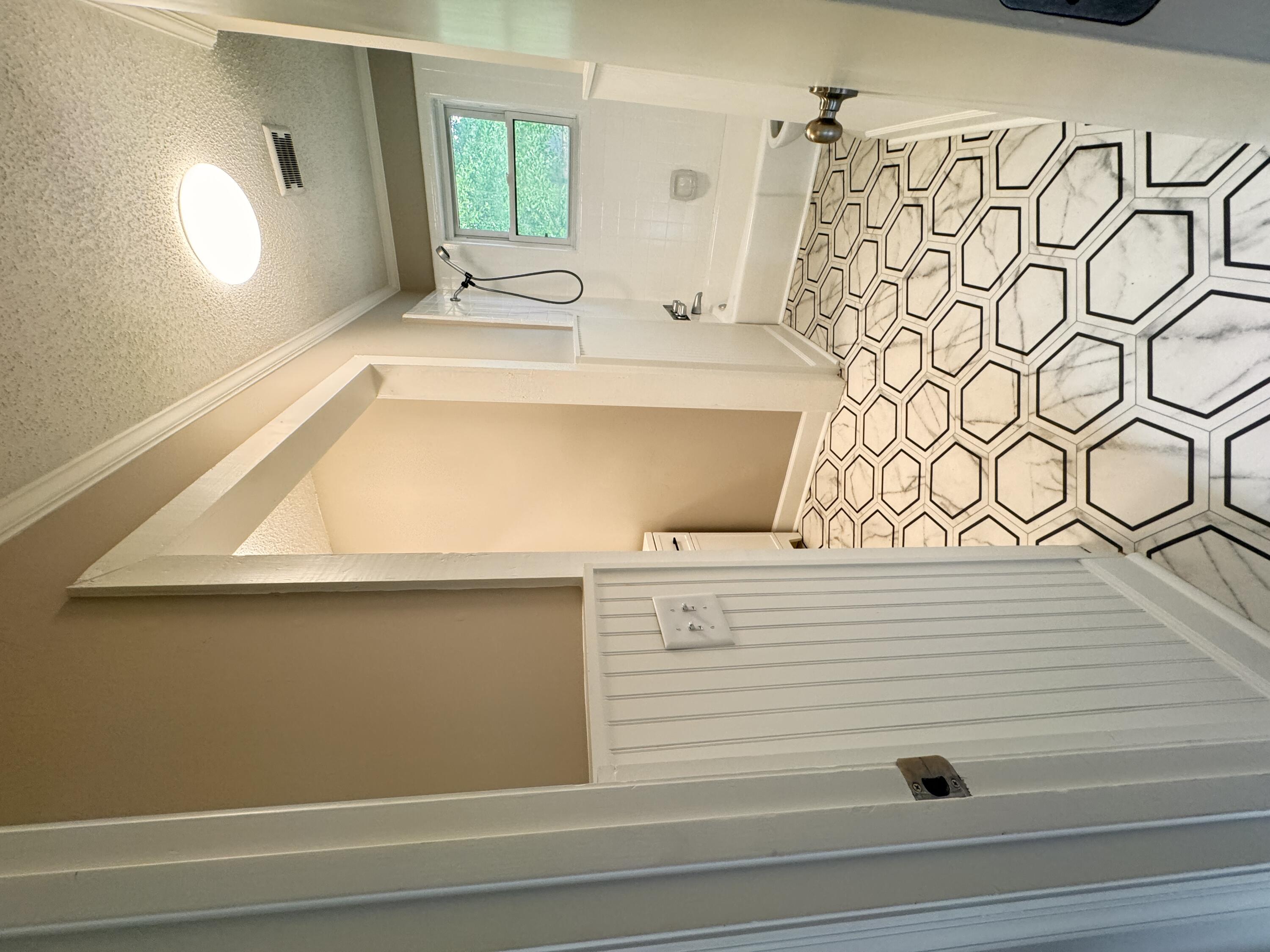 210 Grayson Street Walterboro, SC 29488 - Photo 14 of 77