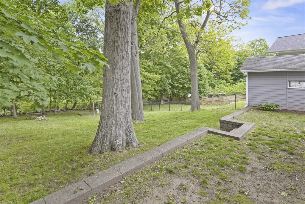 23 Bower Road Braintree, MA 02184 - Photo 28 of 30 Gallery Image 28