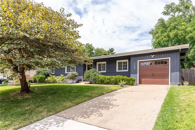 $485,000 | 7740 Chadwick Street, Prairie Village, KS 66208