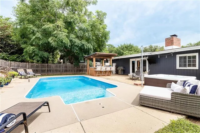 $485,000 | 7740 Chadwick Street, Prairie Village, KS 66208