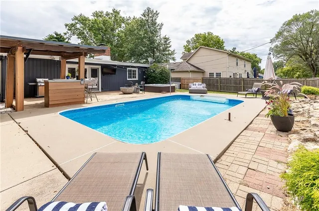 $485,000 | 7740 Chadwick Street, Prairie Village, KS 66208