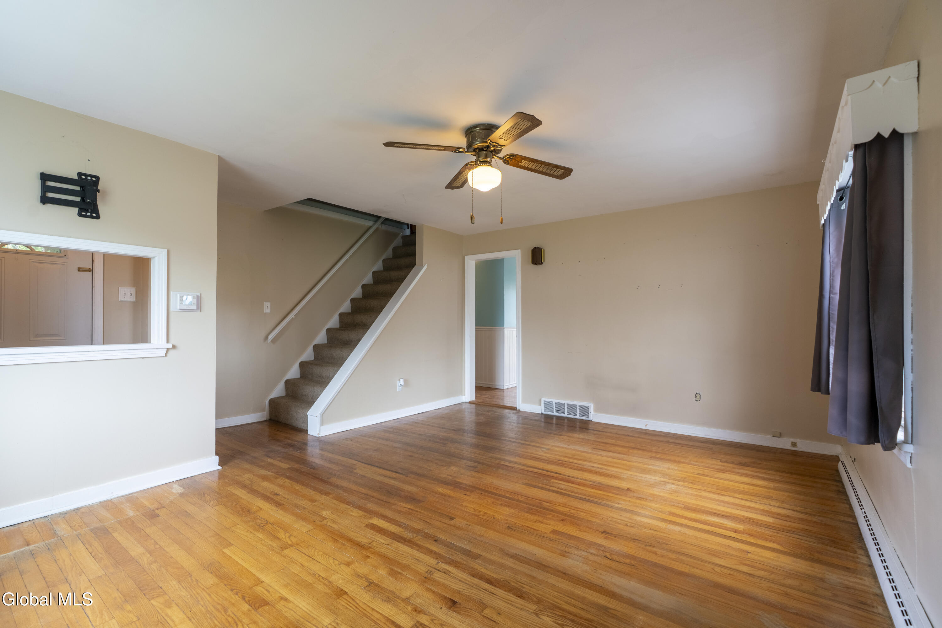 319 Princetown Road Rotterdam, NY 12306 - Photo 7 of 26 319 Princetown-10