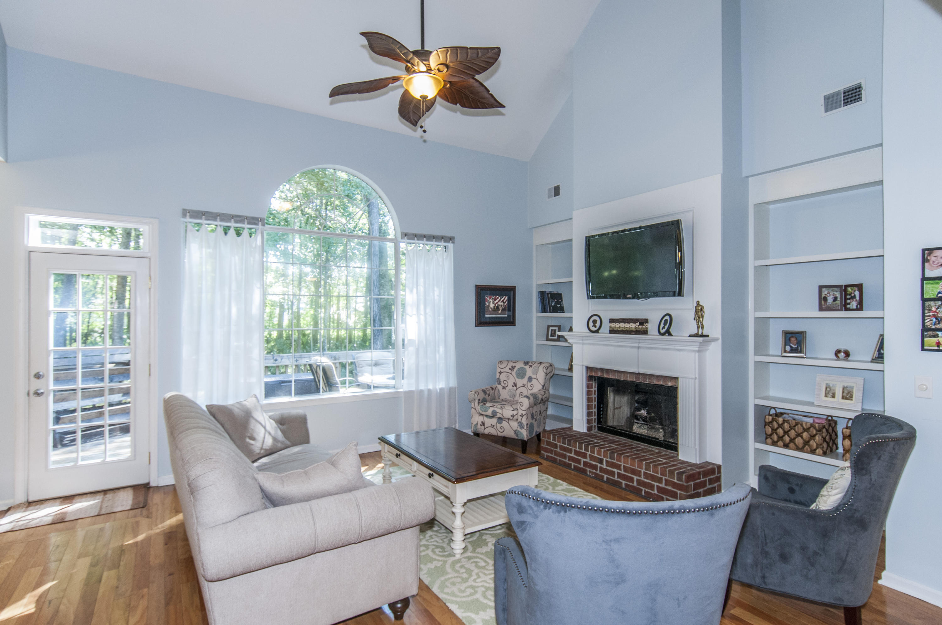 2797 Rosedown Point Mount Pleasant, SC 29466 - Photo 6 of 22 _DSC6854