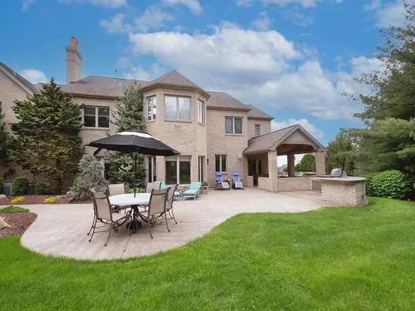 $1,350,000 | 1512 Fox Chase Lane, Pittsburgh, PA 15241