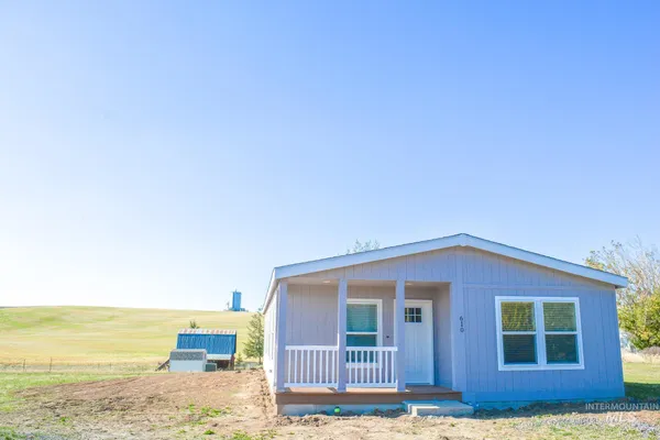 $269,900 | 610 Willow Street, Nezperce, ID 83543