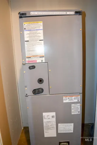 $269,900 | 610 Willow Street, Nezperce, ID 83543