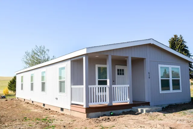 $269,900 | 610 Willow Street, Nezperce, ID 83543