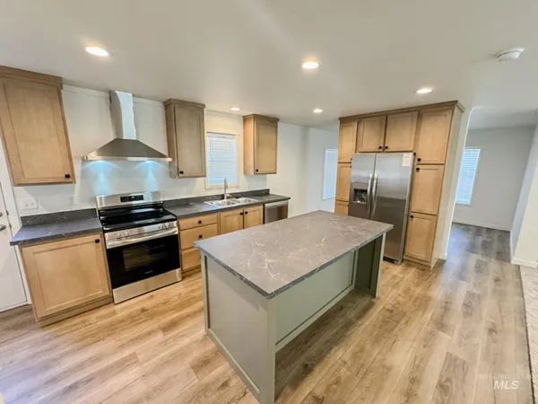 $269,900 | 610 Willow Street, Nezperce, ID 83543