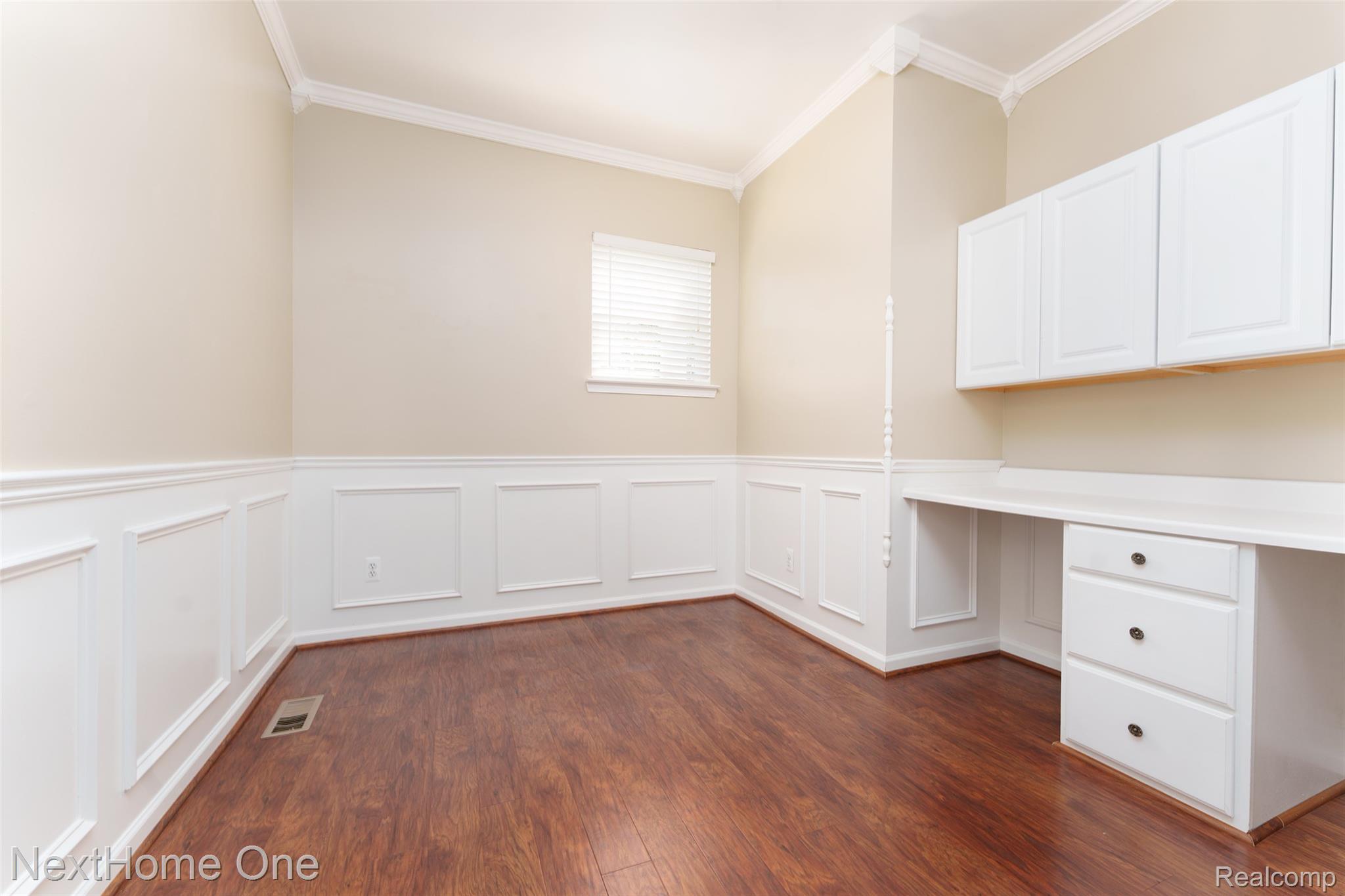 1818 Gilmore Street Howell, MI 48855 - Photo 10 of 33
