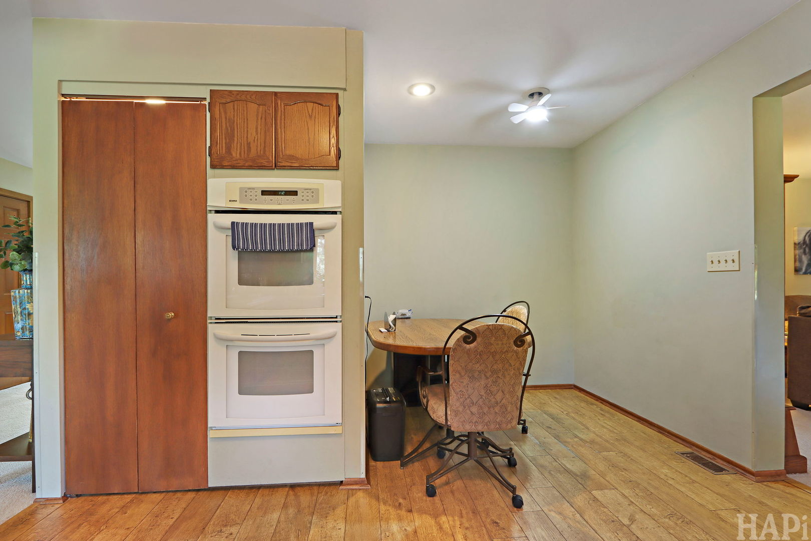 1702 Breezy Lawn Road Spring Grove, IL 60081 - Photo 8 of 33