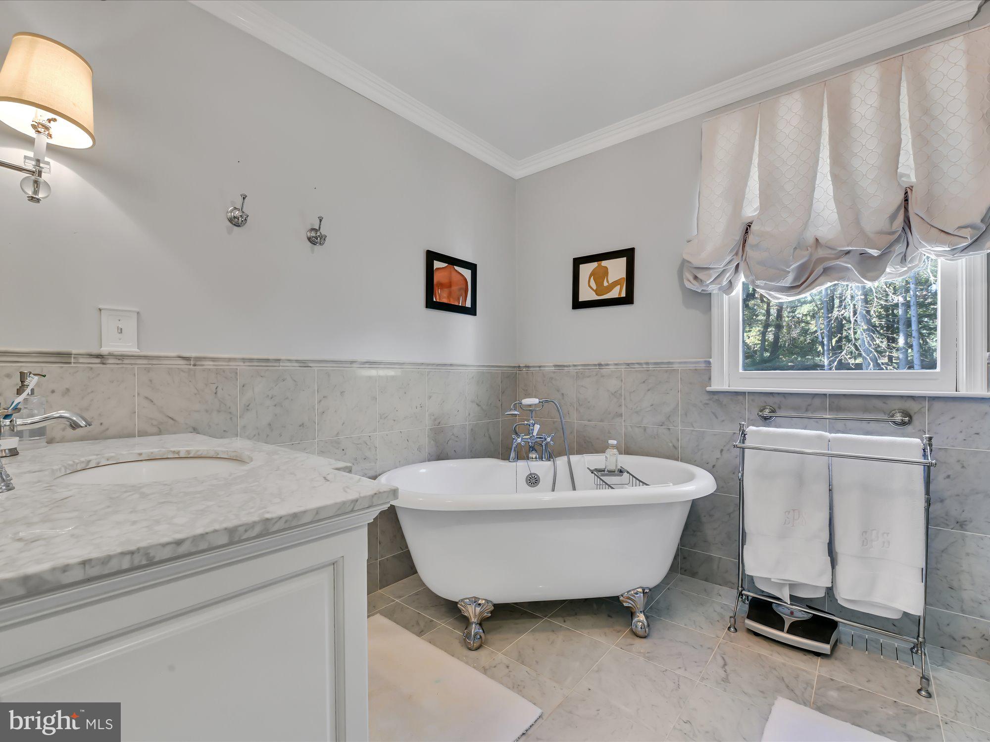15 McLeod Pond Road Glenmoore, PA 19343 - Photo 27 of 57 Master En-suite Bathroom