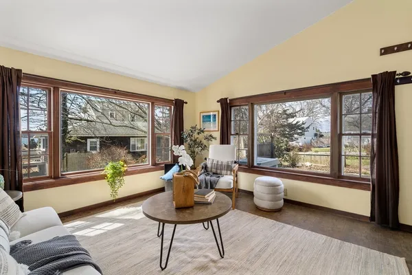 $599,000 | 12 Kabeyun Road, Marion, MA 02738