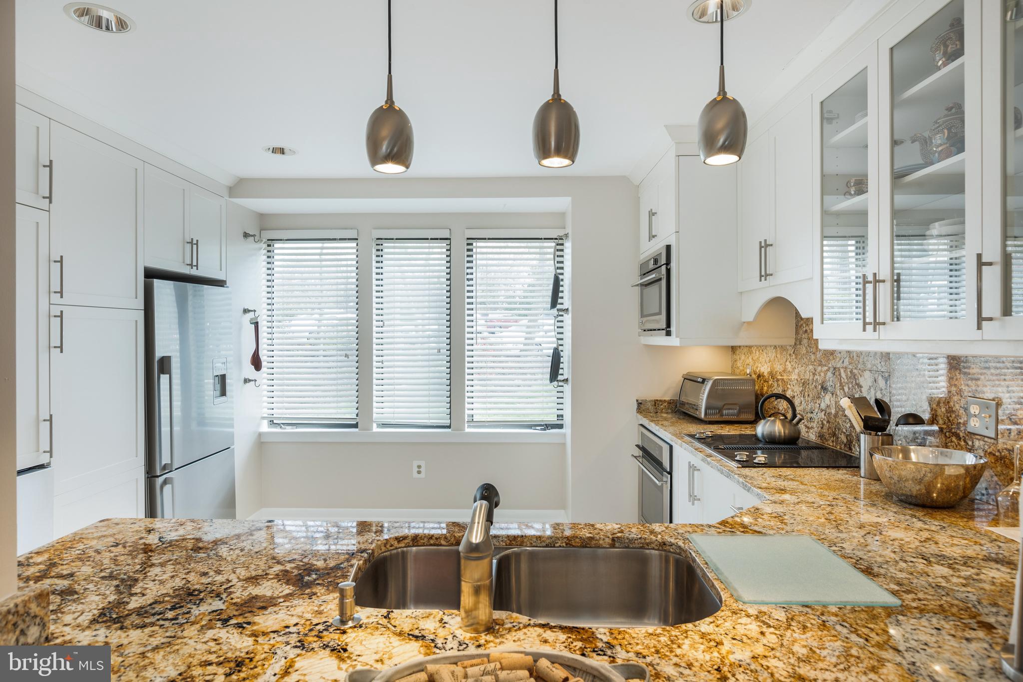 11030 Thrush Ridge Road Reston, VA 20191 - Photo 11 of 56