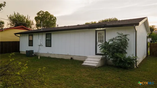 $1,400 | 805 South 32nd Street, Temple, TX 76501