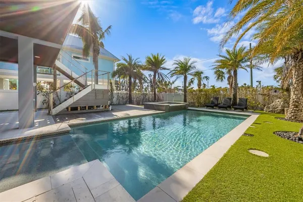 $4,199,000 | 108 Magnolia Avenue, Anna Maria, FL 34216