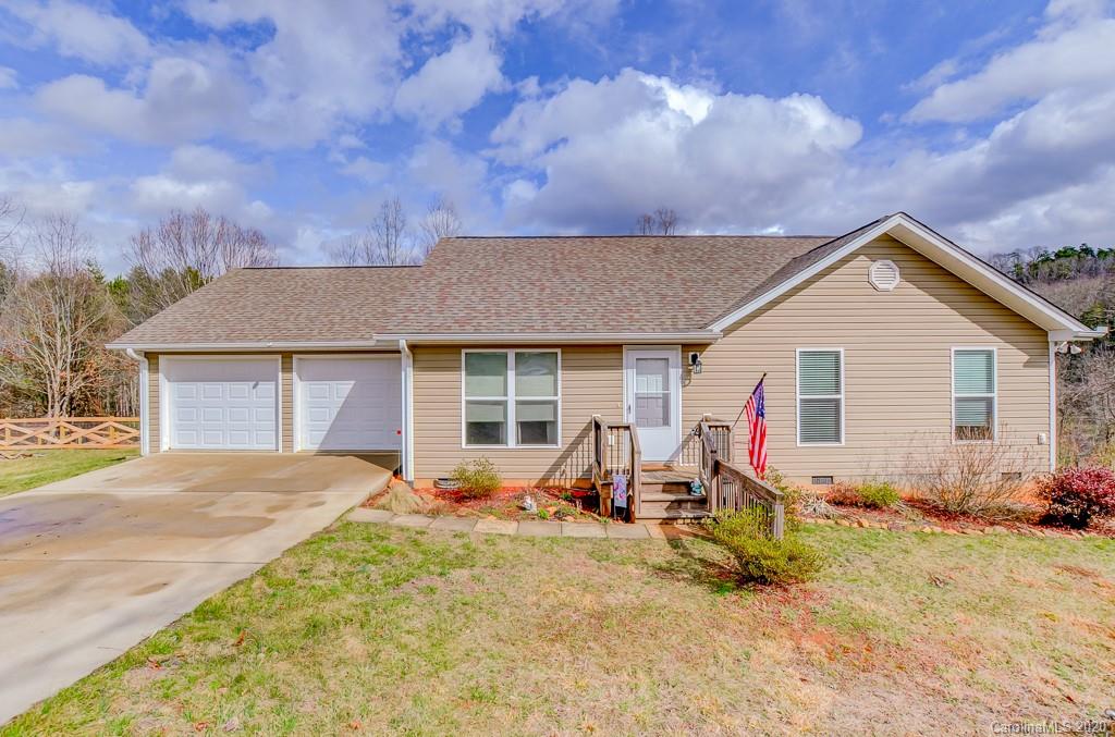 37 New Bailey Ridge Road Candler, NC 28715 - Photo 3 of 28 Gallery Image 3