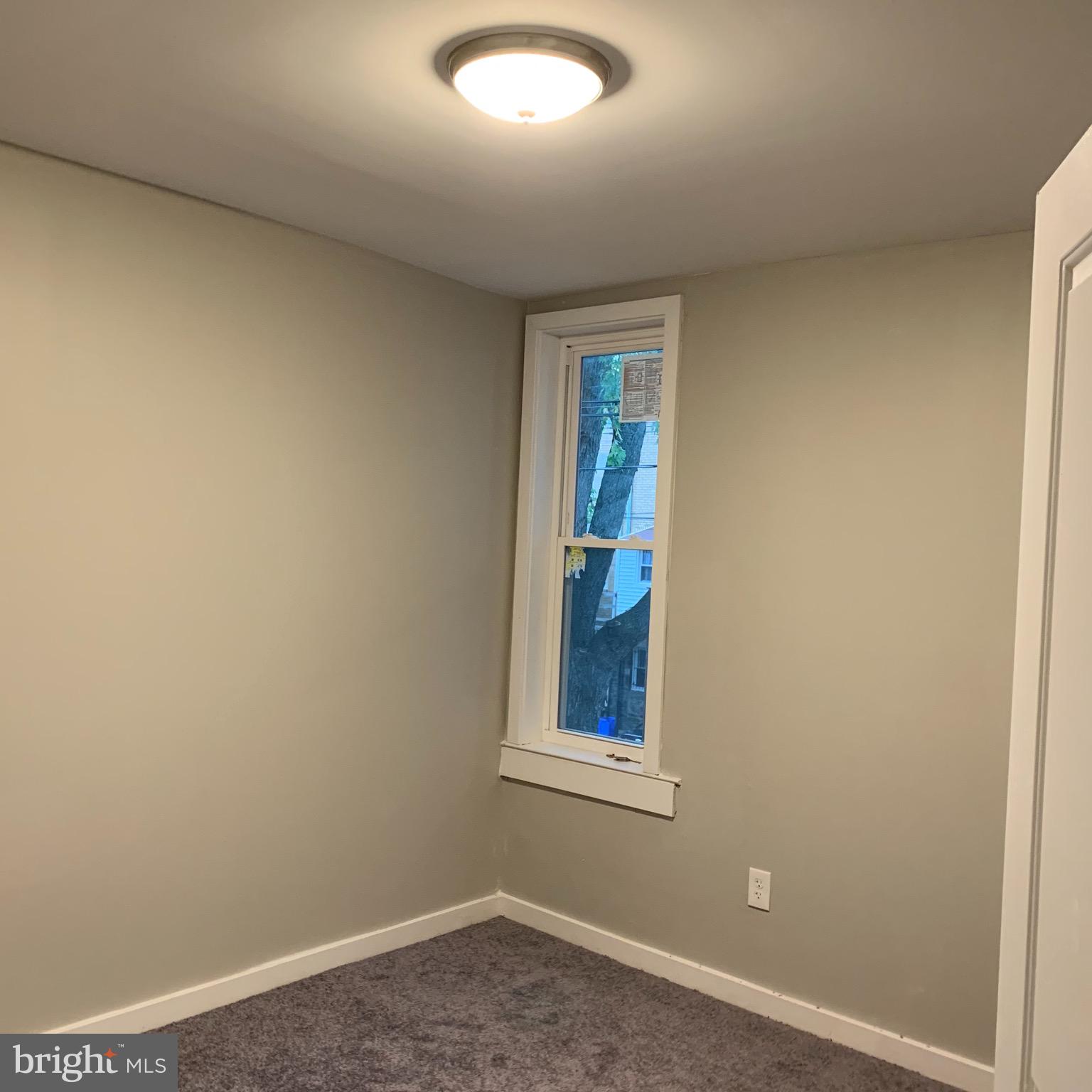 6459 Morris Park Road Philadelphia, PA 19151 - Photo 3 of 17 Gallery Image 3